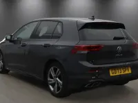 Begagnad VW Golf VIII R-line 130 HK (95 kW) 2024 Grå Halvkombi