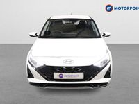 Used Hyundai i20 Advanced 101 HP (74 kW) 2024 White Hatchback
