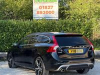 Usado Volvo V60 R-Design 190 HP (139 kW) 2017 Preto Carrinha
