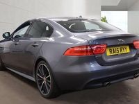Gebraucht Jaguar XE R-Sport 240 PS (176 kW) 2015 Grau Limousine