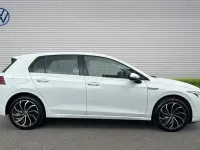 Begagnad VW Golf VIII Style 150 HK (110 kW) 2022 Halvkombi