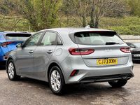 Używany Kia Ceed 158 KM (116 kW) 2024 Szary Hatchback