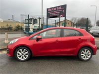 Used Kia Rio 84 HP (61 kW) 2016 Red Hatchback