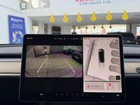 Used Tesla Model Y Long Range AWD 378 kW (514 HP) 2022 White SUV