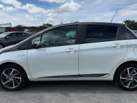 Used Toyota Yaris Hybrid 2019 White/black Hatchback