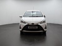 Used Toyota Yaris 111 HP (81 kW) 2019 White Hatchback