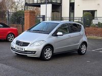 Begagnad Mercedes A160 Classic 95 HK (69 kW) 2012 Silver Halvkombi