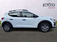 Used Dacia Sandero Essentiel 90 HP (66 kW) 2023 White SUV