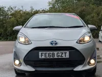 Used Toyota Corolla 100 HP (73 kW) 2024 Silver Hatchback