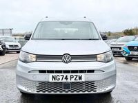 Usado VW Caddy Life 122 HP (89 kW) 2025 Prateado Monovolume