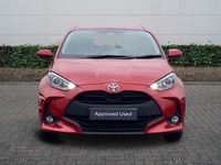 Second-hand Toyota Yaris Hybrid 2024 Roșu Hatchback