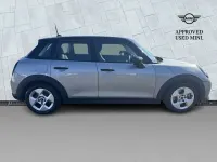 Używany Mini Cooper Hatch 113 kW (154 KM) 2025 Srebrny Hatchback
