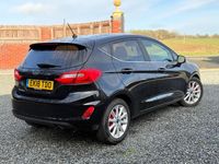 Used Ford Fiesta Titanium 100 HP (73 kW) 2018 Black Hatchback