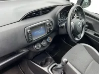 Used Toyota Yaris 111 HP (81 kW) 2020 Pure white Hatchback