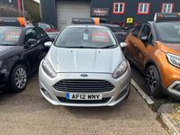 Used Ford Fiesta Titanium 96 HP (70 kW) 2012 Silver Hatchback