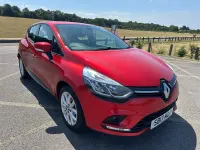 Used Renault Clio Dynamique 75 HP (55 kW) 2017 Red Hatchback