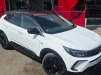 Used Vauxhall Grandland X GS Line 131 HP (96 kW) 2022 White SUV