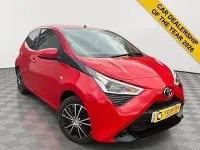Used Toyota Aygo X-play 72 HP (52 kW) 2020 Red Hatchback