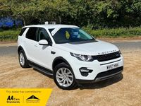 Used Land Rover Discovery Sport SE 180 HP (132 kW) 2017 White SUV