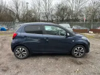 Usado Citroën C1 Flair 82 CV (60 kW) 2016 Azul Utilitario