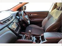 Used Nissan Qashqai N-Connecta 115 HP (84 kW) 2019 Silver SUV