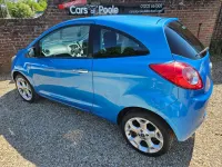 Begagnad Ford Ka Titanium 69 HK (50 kW) 2011 Blå Halvkombi
