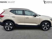 Usado Volvo XC40 Plus 2024 Dourado SUV