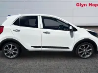 Used Kia Picanto X-Line 67 HP (49 kW) 2023 White Hatchback
