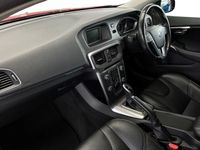 used Volvo V40 CC D2 Lux 5dr Powershift