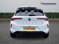 Second-hand Vauxhall Astra Ultimate 114 kW (156 CP) 2024 Alb Hatchback