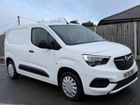 Used Vauxhall Combo Sportive 100 HP (73 kW) 2021 White Van