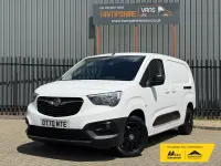 Used Vauxhall Combo Edition 130 HP (95 kW) 2021 White MPV