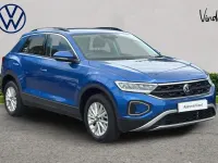 Used VW T-Roc Life 150 HP (110 kW) 2023 Blue SUV