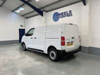 Used Citroën Dispatch 2023 White MPV