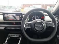 Used Fiat 600 La Prima 100 HP (73 kW) 2025 White SUV