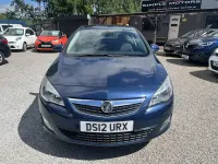 Used Vauxhall Astra 125 HP (91 kW) 2012 Blue Hatchback