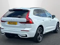Used Volvo XC60 R-Design 197 HP (144 kW) 2021 SUV