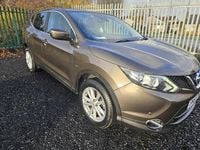 Used Nissan Qashqai Acenta Premium 110 HP (80 kW) 2014 Beige SUV