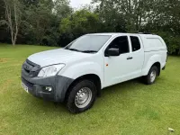 Used Isuzu D-Max 2015 White Pickup
