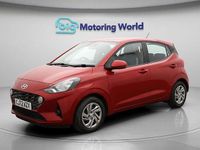 Used Hyundai i10 SE 67 HP (49 kW) 2023 Red Hatchback