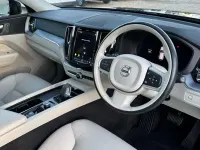 Used Volvo XC60 Momentum 197 HP (144 kW) 2022 Black stone SUV
