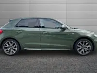 Usado Audi A1 S-Line 116 CV (85 kW) 2025 Verde SUV