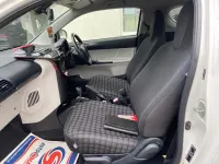 Used Toyota iQ 2011 White Hatchback