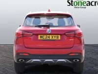 Used MG HS Excite 162 HP (119 kW) 2023 Red SUV