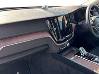 Used Volvo XC60 Ultimate 247 HP (181 kW) 2024 SUV