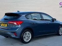 Used Ford Focus Titanium 125 HP (91 kW) 2022 Blue Hatchback