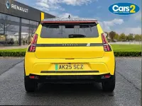 Used Renault R5 Iconic 110 kW (150 HP) 2025 Yellow/black  Hatchback
