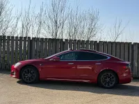 Used Tesla Model S 311 kW (423 HP) 2017 Red Hatchback
