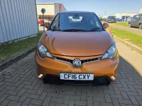 Usado MG MG3 106 CV (77 kW) 2016 Naranja Utilitario