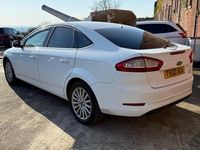 Used Ford Mondeo Business Edition 140 HP (102 kW) 2012 White Hatchback